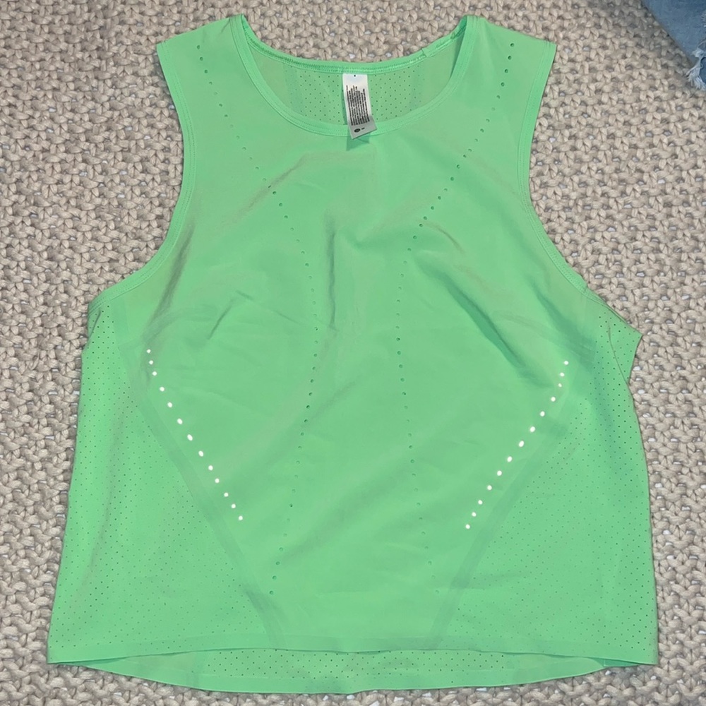 Lululemon tank